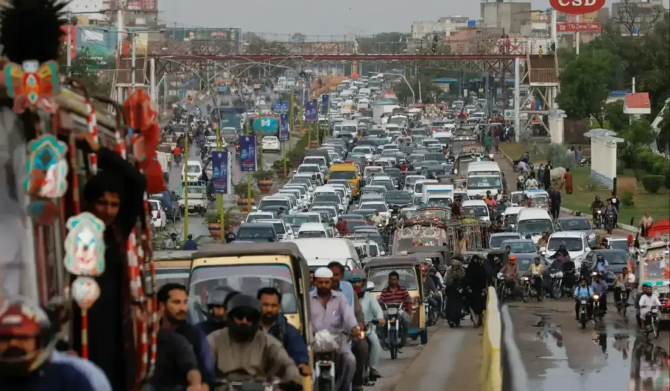 ‘Pakistan’s population can reach 400 million by 2040’