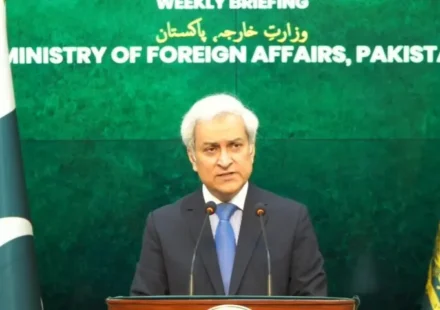 Pakistan says 'doing utmost' to bring US, Iran back to Islamabad MoU