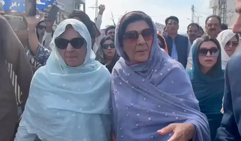 LHC grants Imran's sister Noreen Niazi protective bail in Peca case