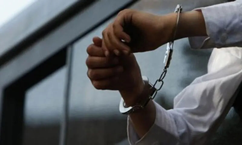 Prayer leader accused of raping minor girl in Chakwal injured, arrested after 'pistol goes off in trousers': police