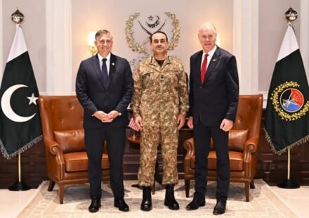 CDF Munir, US lawmakers discuss regional security and economic cooperation