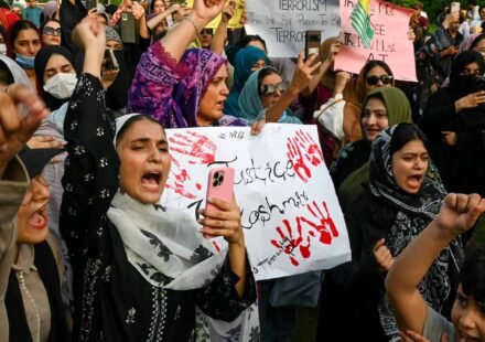 Protest group says 30 dead in Pakistan-administered Kashmir vote unrest