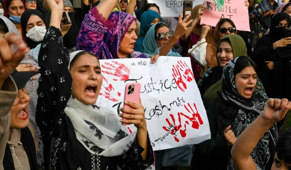 Protest group says 30 dead in Pakistan-administered Kashmir vote unrest