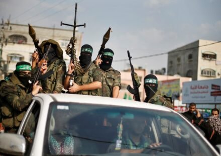 World reacts with cautious optimism to Hamas disarmament agreement