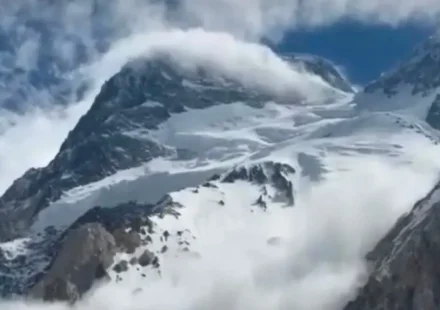 Search operation to locate 7 climbers missing after Broad Peak avalanche resumes