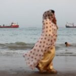 No breakthrough on Strait of Hormuz as Trump halts attack on Iran