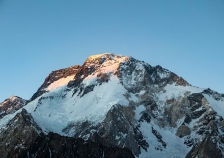 Omani legend, US novice: Pakistan recovers bodies from Broad Peak
