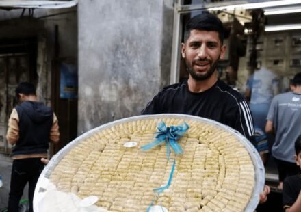 Gaza students overcome Israel’s genocide to mark Tawjihi results