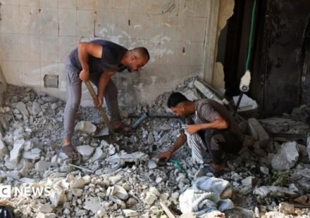 At least eight killed in Israeli strikes on Gaza after Hamas agree disarmament deal